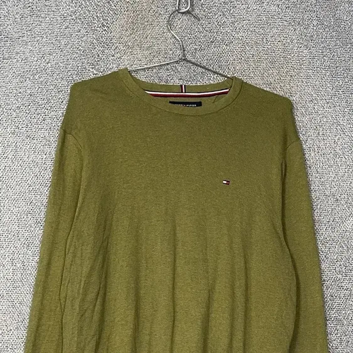 타미힐피거 로고 올리브 라운드넥 니트 M 상품이미지3