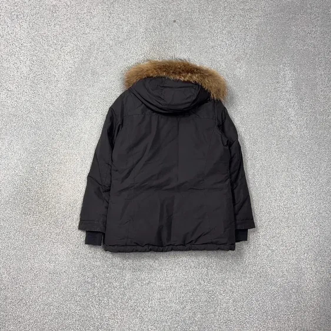 아이더 구스다운 블랙 라쿤 패딩 M 상품이미지2