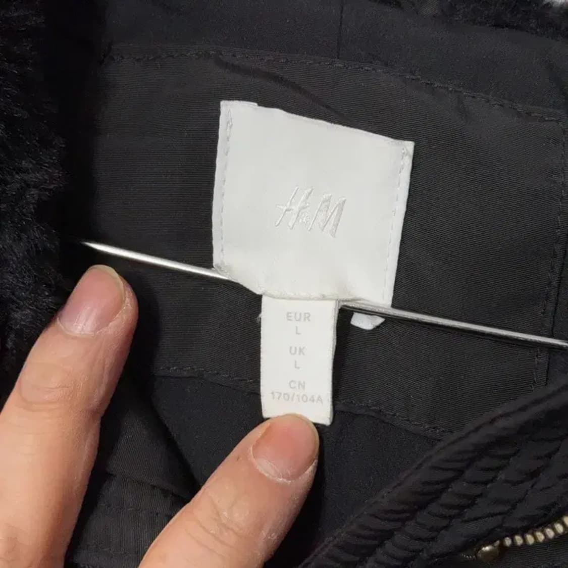 H&M 에이치엔엠 캐주얼 블랙 롱패딩 L 상품이미지5