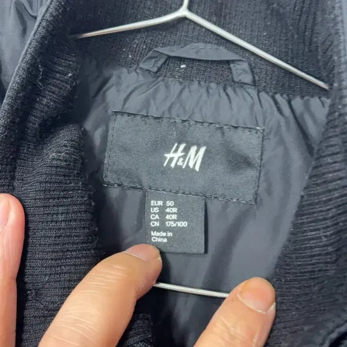 H&M 캐주얼 포켓 퀄팅 블랙 경량 패딩 점퍼 100 상품이미지3