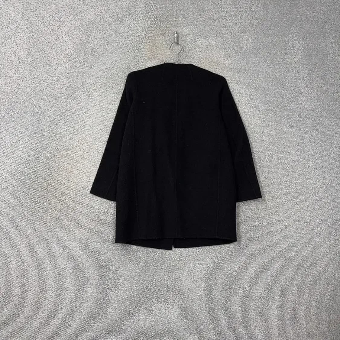 띠어리 여성 투버튼 블랙 울 코트 M 상품이미지2