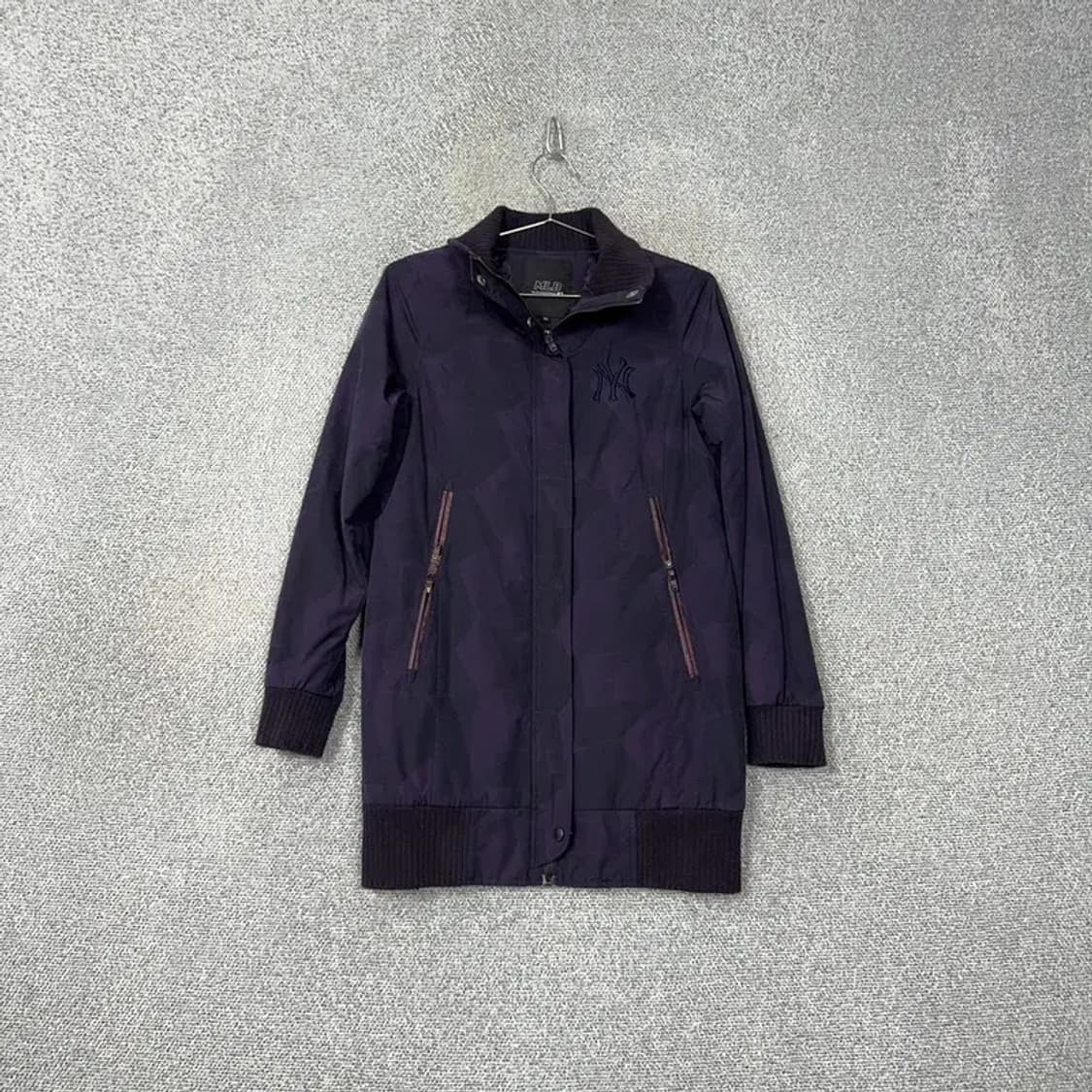 MLB 뉴욕양키즈 퍼플 배색 롱 집업 85 상품이미지1