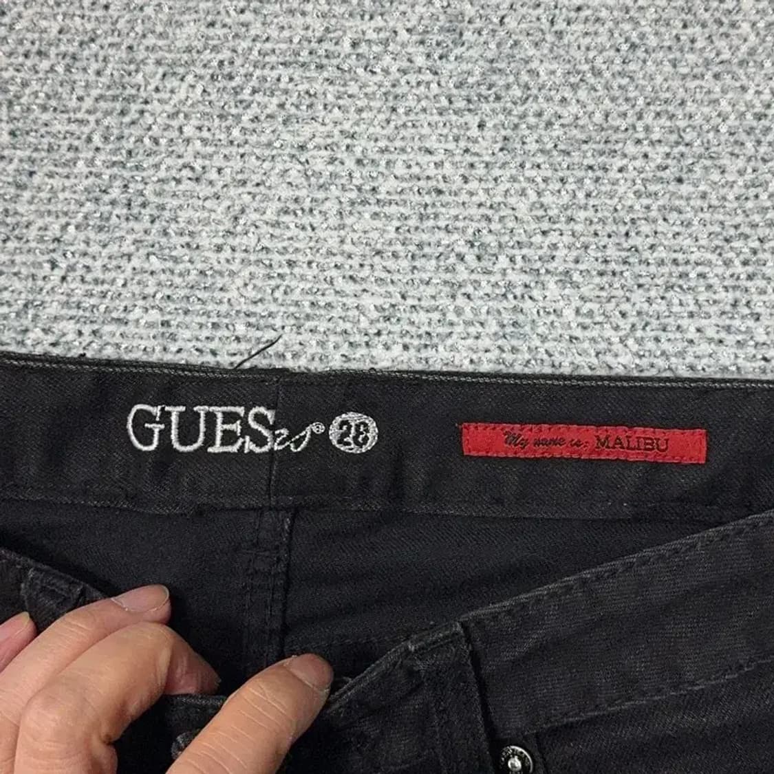 게스 큐빅로고 블랙 스키니진 28 상품이미지6