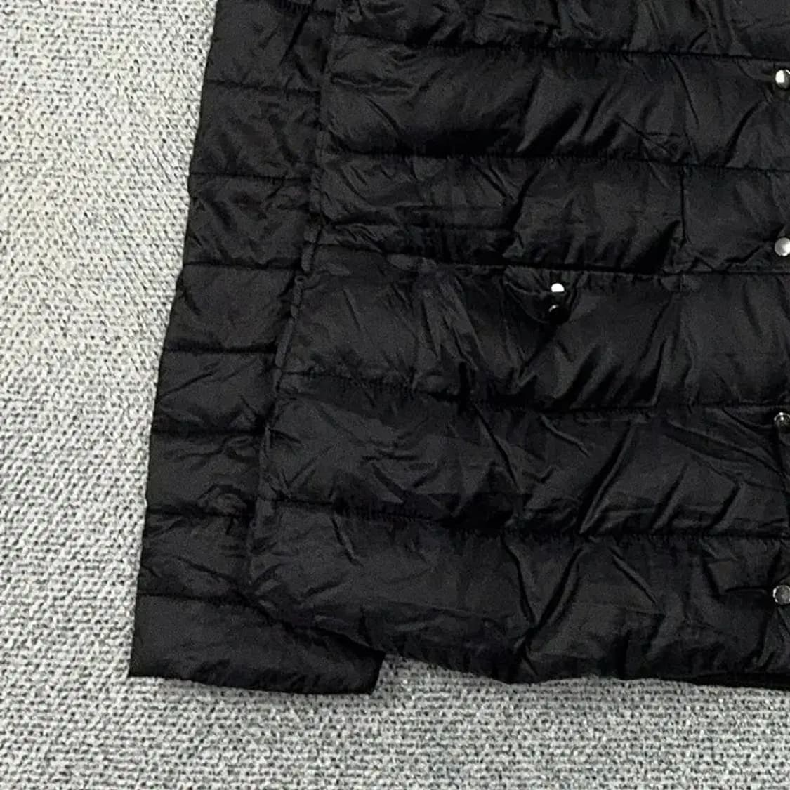 밀레 블랙 캐주얼 경량 패딩 100 상품이미지3