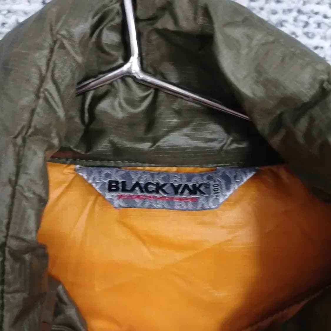 블랙야크 카키 로고 구스다운 거위털 경량 패딩 100 상품이미지3
