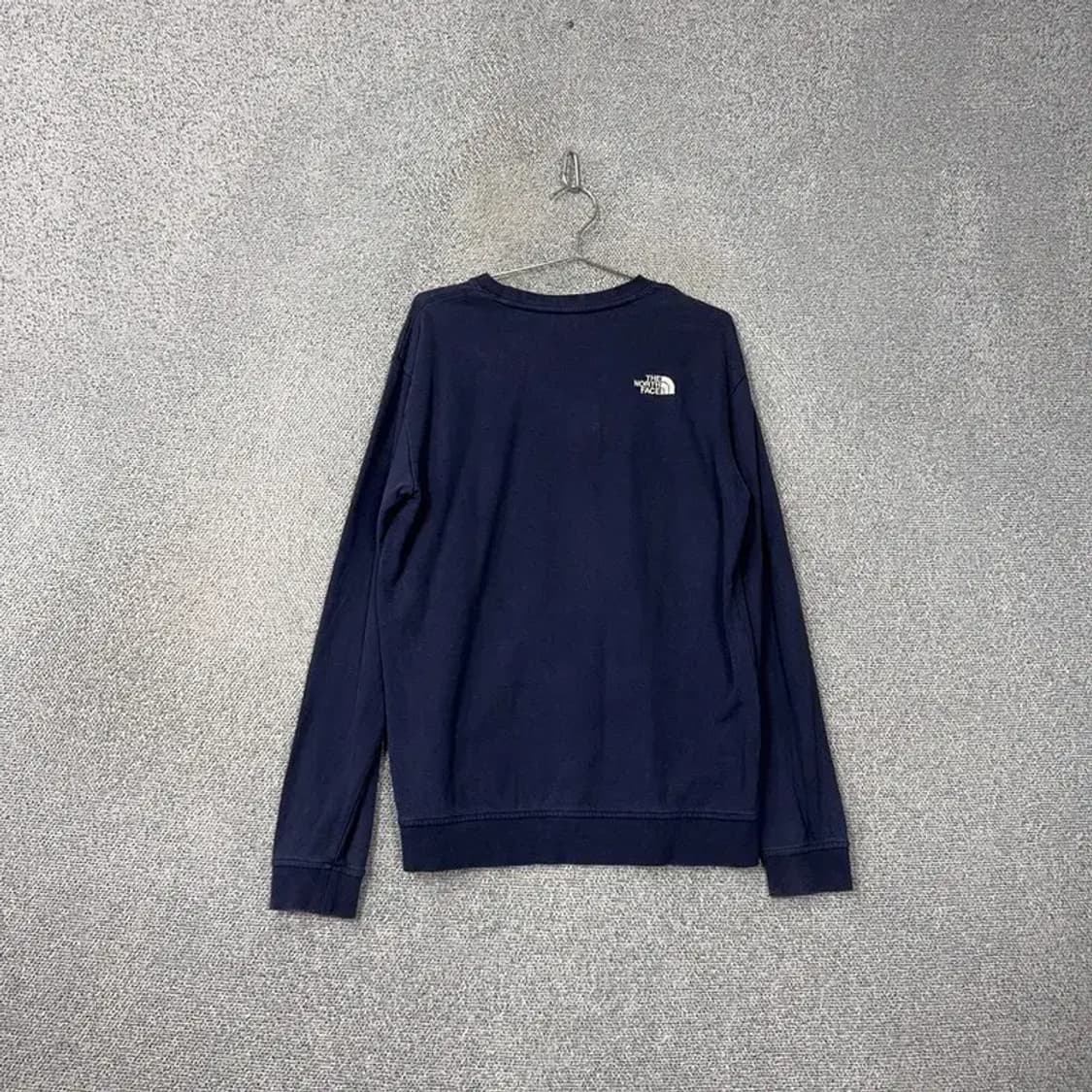 노스페이스 네이비 로고 맨투맨 105 상품이미지2