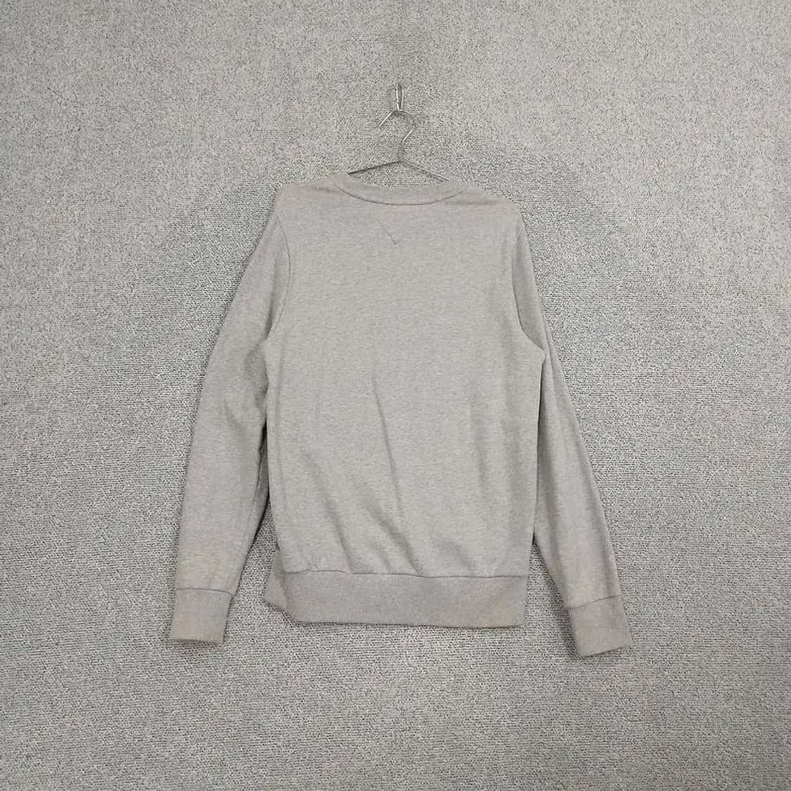 타미힐피거 스트라이프 라이트 그레이 맨투맨 S 상품이미지2