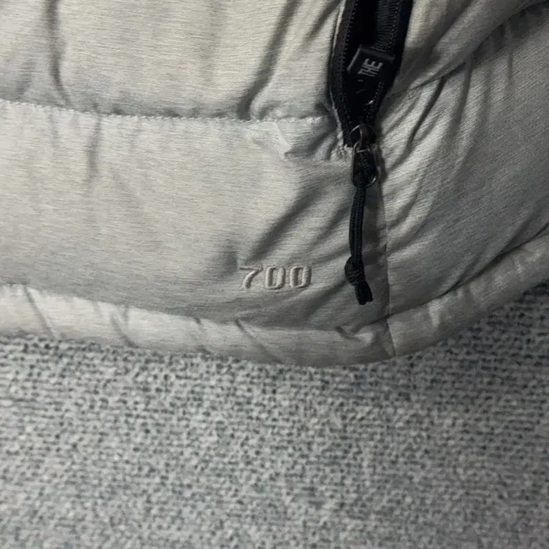 노스페이스 눕시 700 실버 패딩 조끼 S 상품이미지5