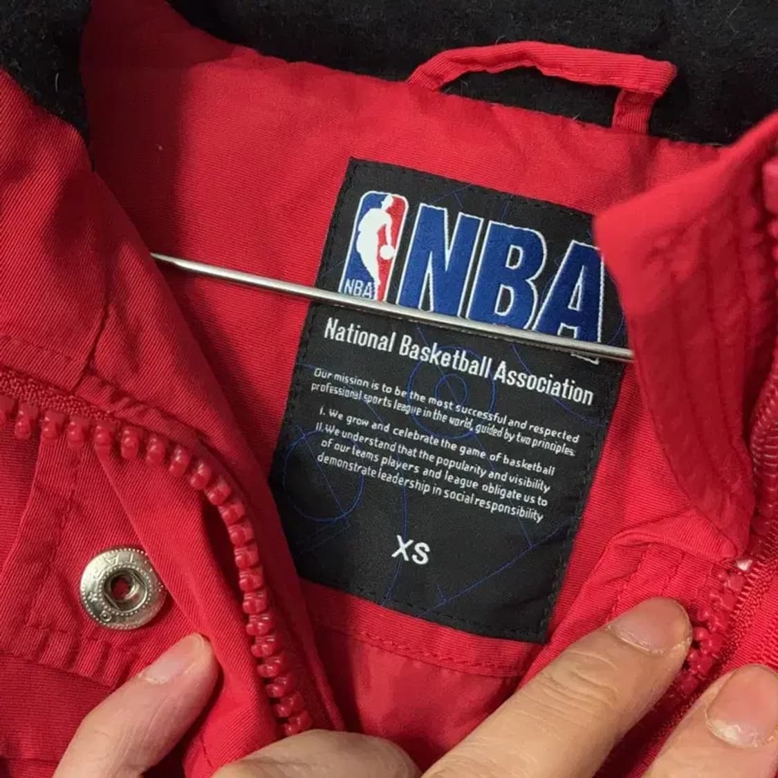 NBA 브룩클린 로고 레드 덕다운 패딩 점퍼 XS 상품이미지6