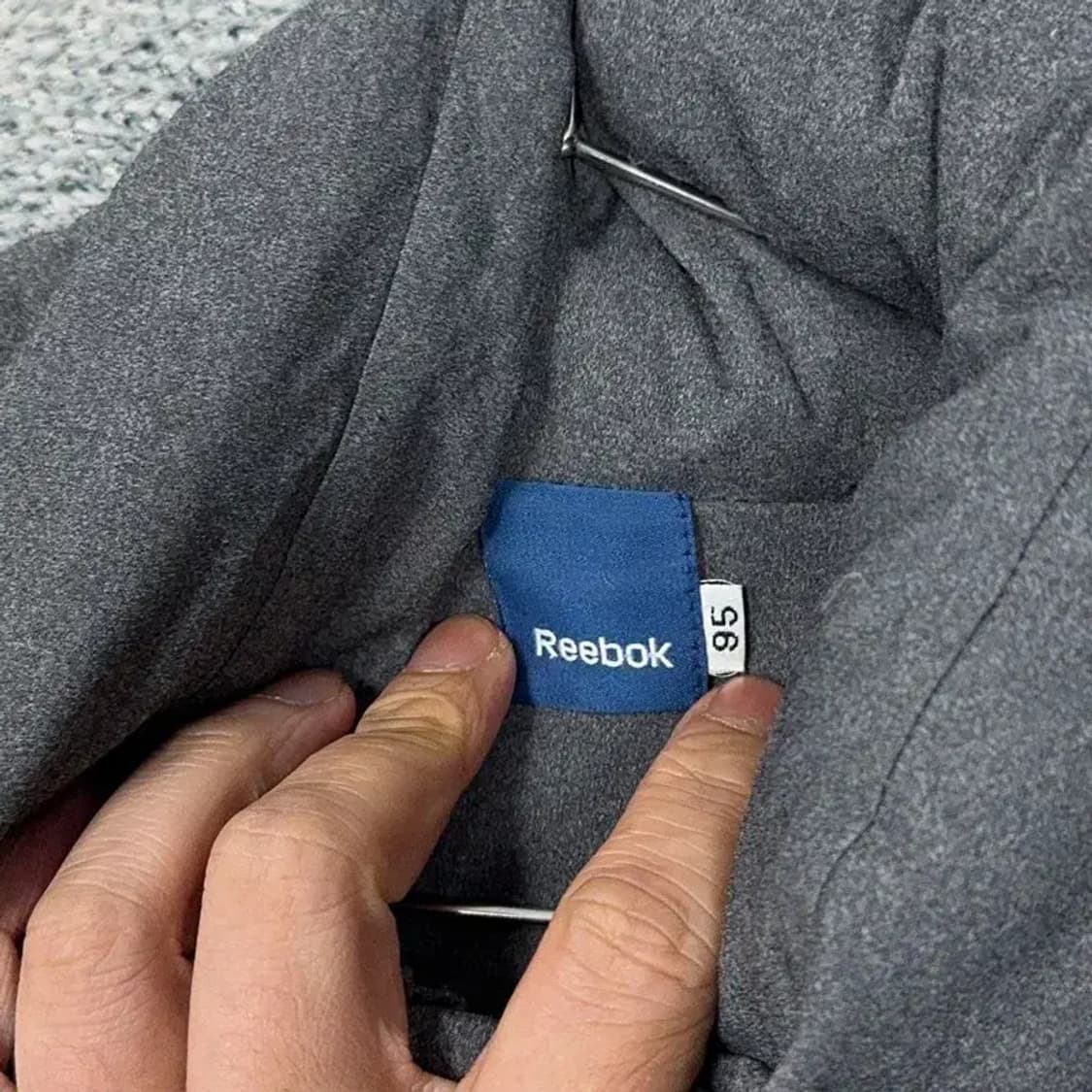 리복 그레이 배색 캐주얼 패딩 95 상품이미지3