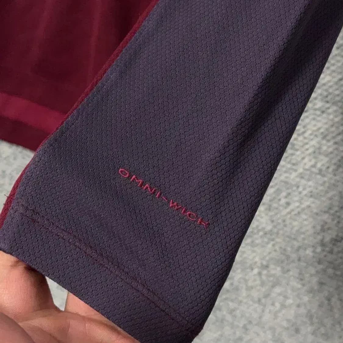 콜롬비아 여성 로고 등산 기능성 반집업 긴팔티 S 상품이미지3