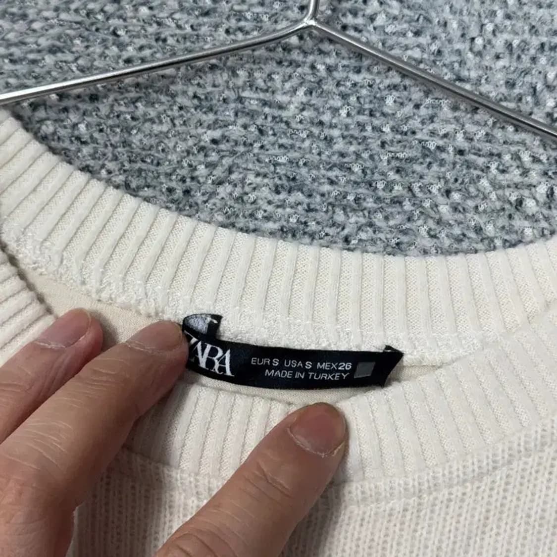 자라 크림 크루넥 골지 크롭 긴팔티 S 상품이미지3