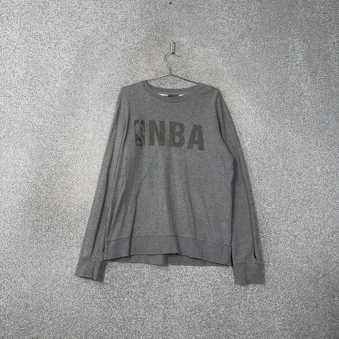 NBA 로고 프린팅 그레이 맨투맨 XL 상품이미지1