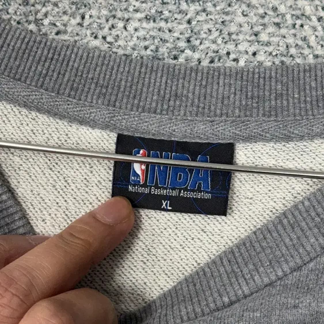 NBA 로고 프린팅 그레이 맨투맨 XL 상품이미지3