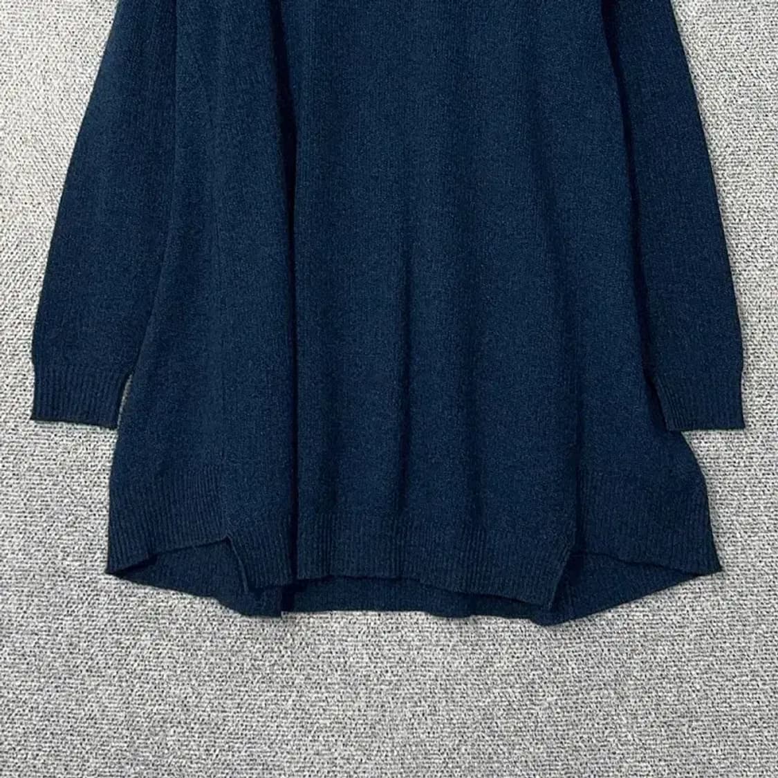 미샤 네이비 울 롱 니트 85 상품이미지4