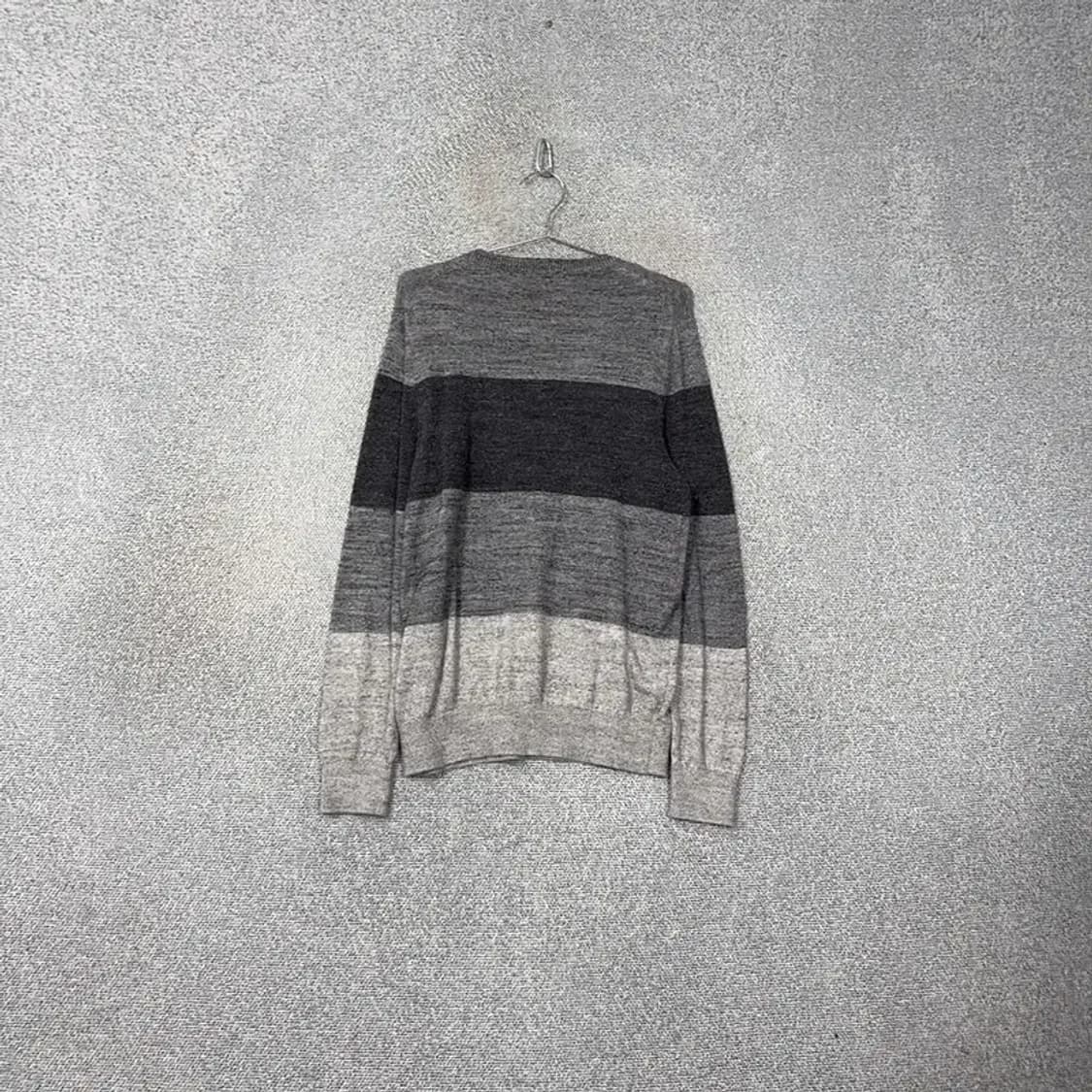 갭 스트라이프 그레이 캐주얼 코튼 니트 M 상품이미지2