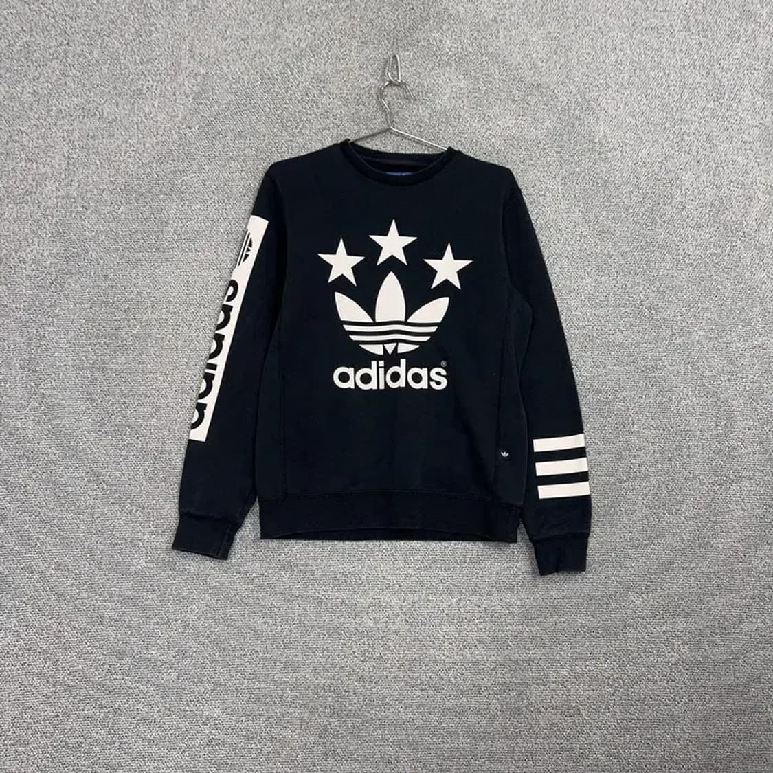 아디다스 프린팅 블랙 로고 맨투맨 090 상품이미지1