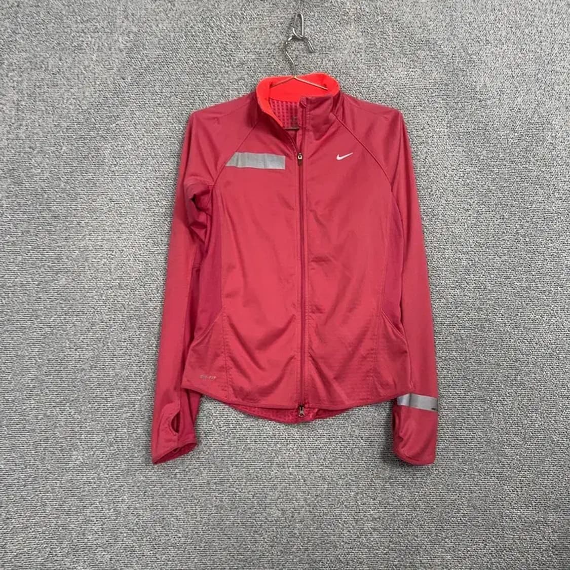 나이키 로고 여성 기능성 바람막이 L 상품이미지1