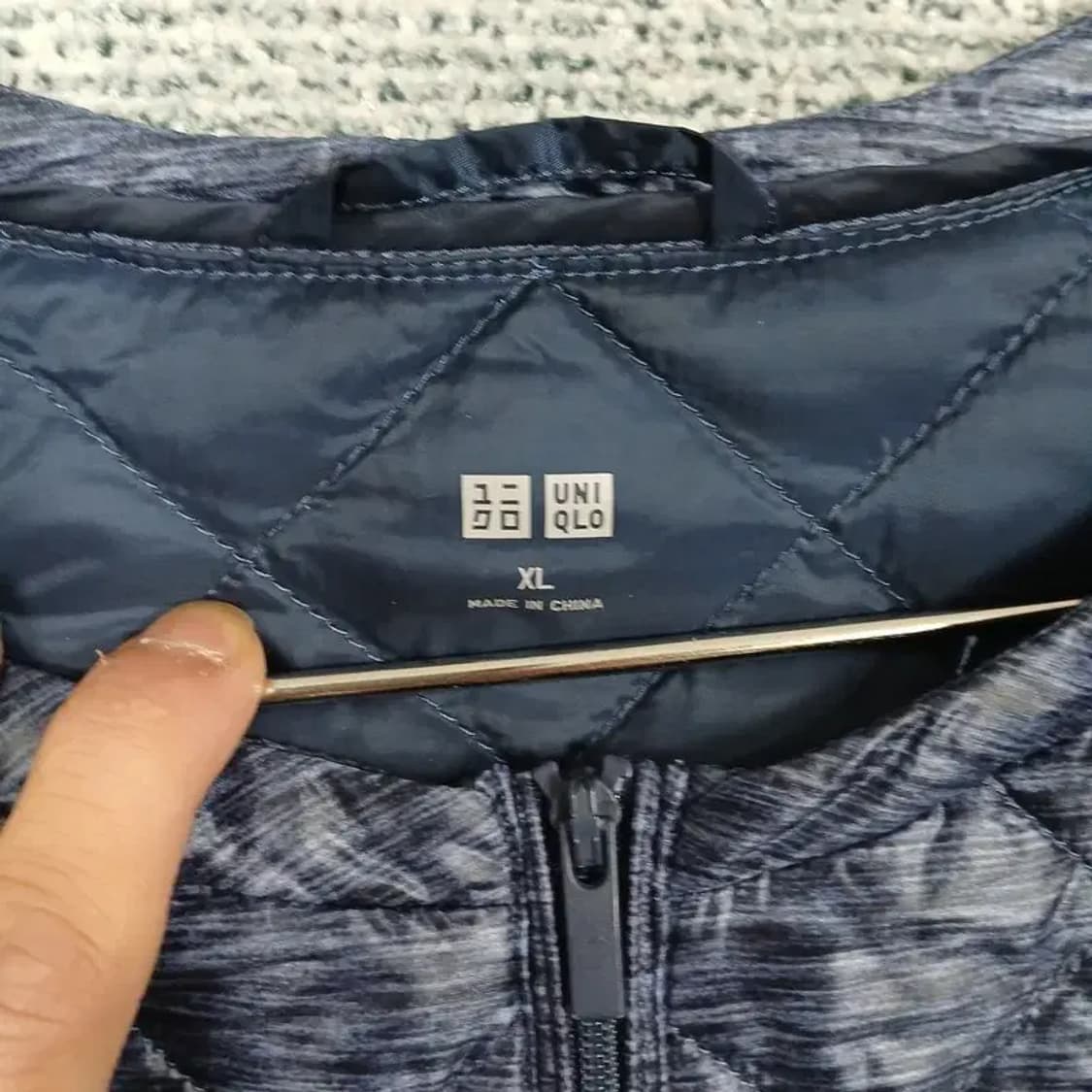 유니클로 다운 경량 패딩 XL 상품이미지3