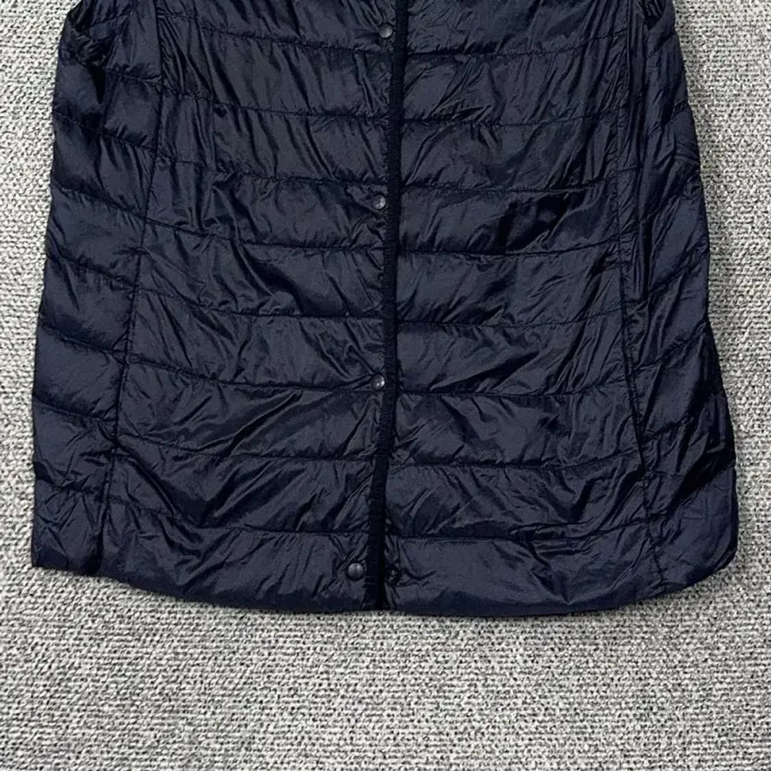 유니클로 경량 네이비 패딩 조끼 XL 상품이미지4