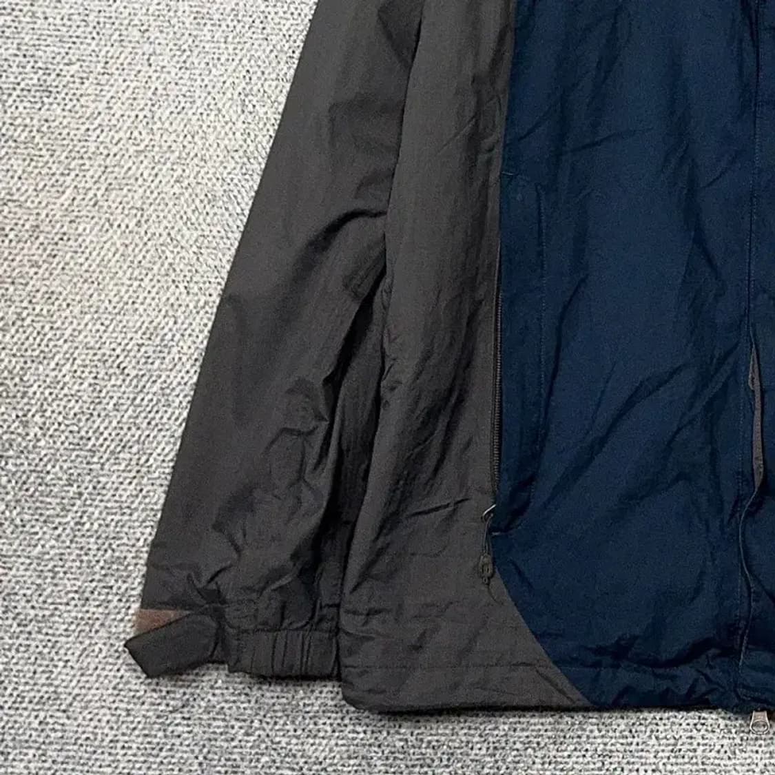 콜롬비아 등산 남성 네이비 그레이 바람막이 L 상품이미지3