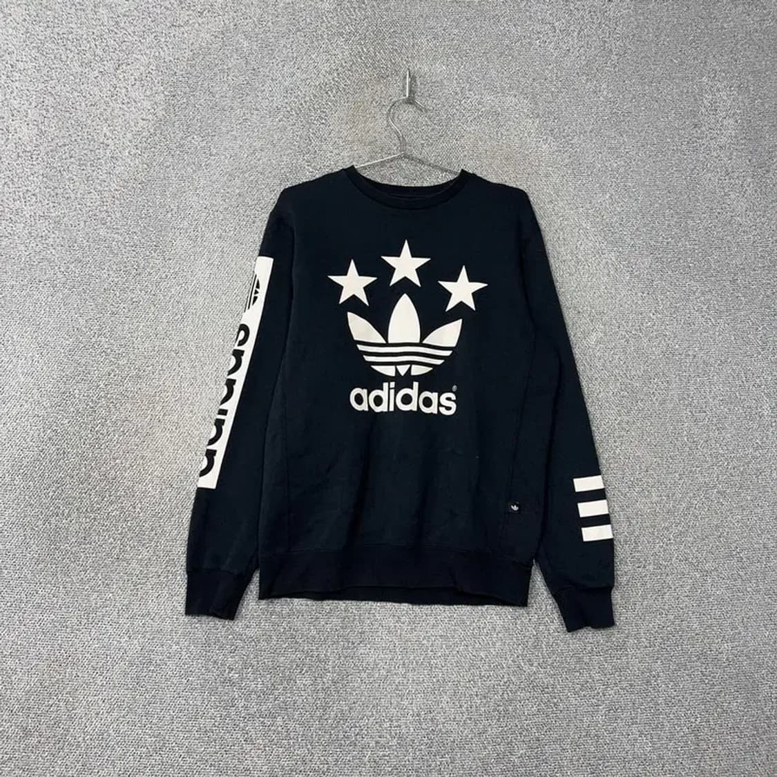 아디다스 오리지날 로고 프린팅 맨투맨 100 상품이미지1