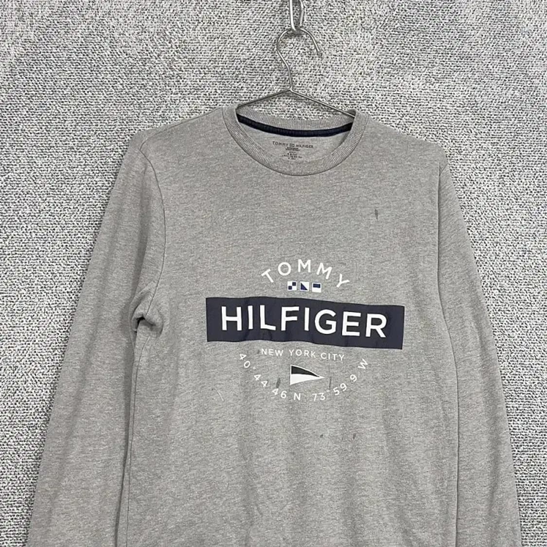 타미힐피거 프린팅 라이트 그레이 맨투맨 S 상품이미지3