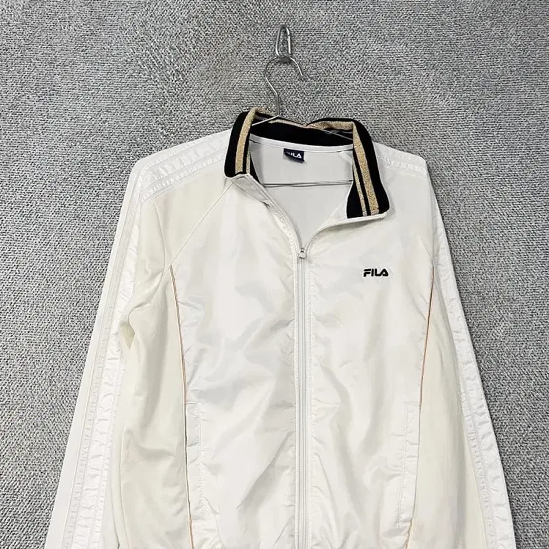 휠라 화이트 로고 단가라 기능성 집업 자켓 100 상품이미지3