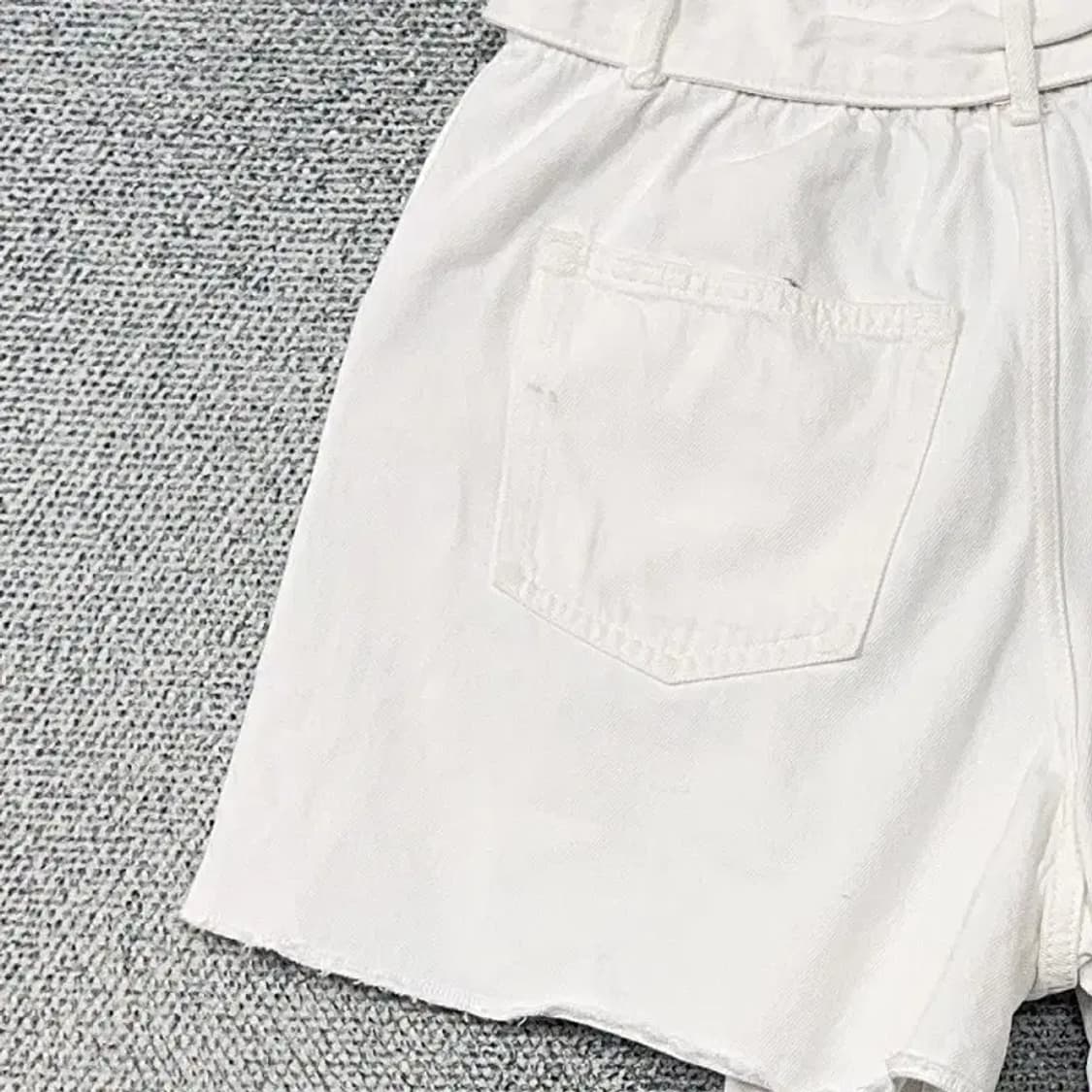 자라 화이트 빈티지 테크웨어 코튼 반바지 28 상품이미지6
