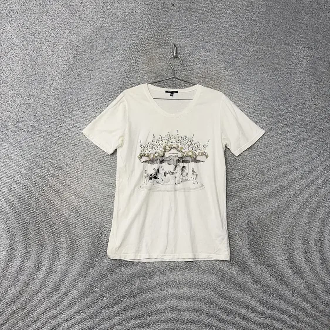 플라스틱아일랜드 프린팅 크림 화이트 반팔티 M 상품이미지1