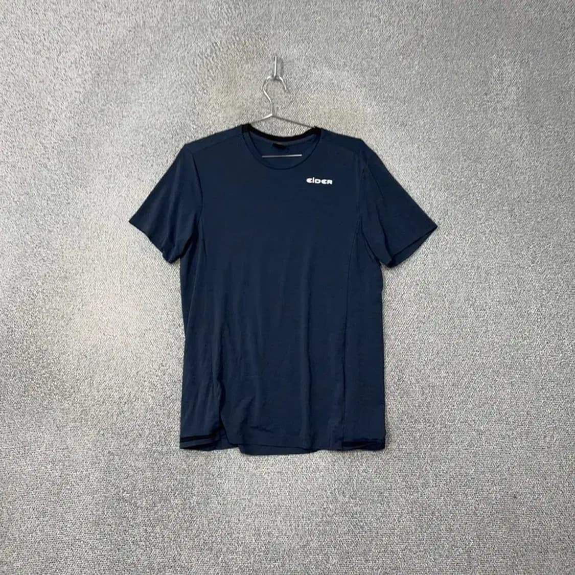 아이더 네이비 로고 기능성 반팔티 100 상품이미지1