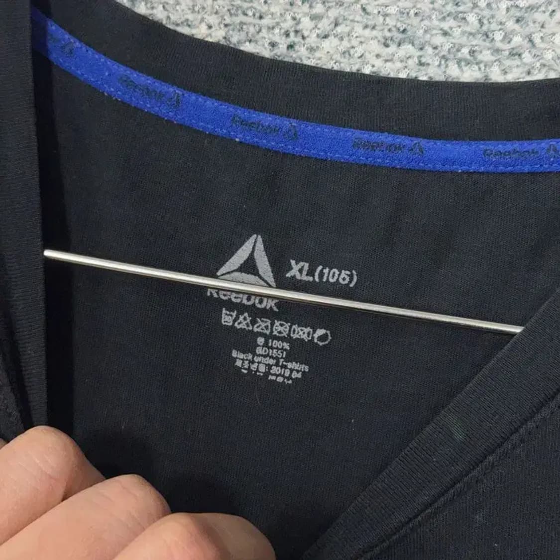 리복 블랙 프린팅 남성 반팔티 105 상품이미지5