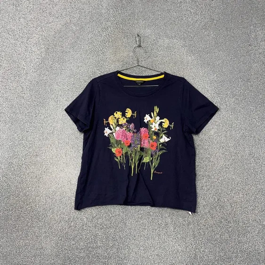 빈폴 플라워 프린팅 네이비 여성 반팔티 100 상품이미지1