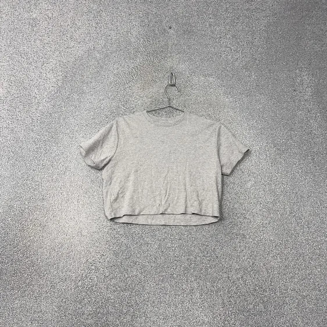 무신사스탠다드 라이트 그레이 여성 크롭 반팔티 M 상품이미지1