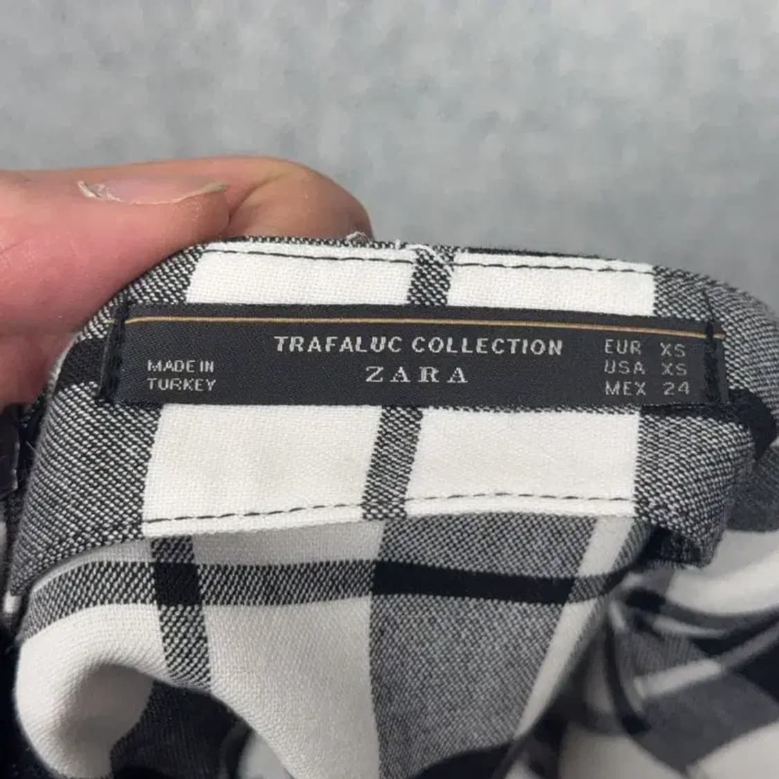 자라 체크 블랙 미니스커트 XS 상품이미지5