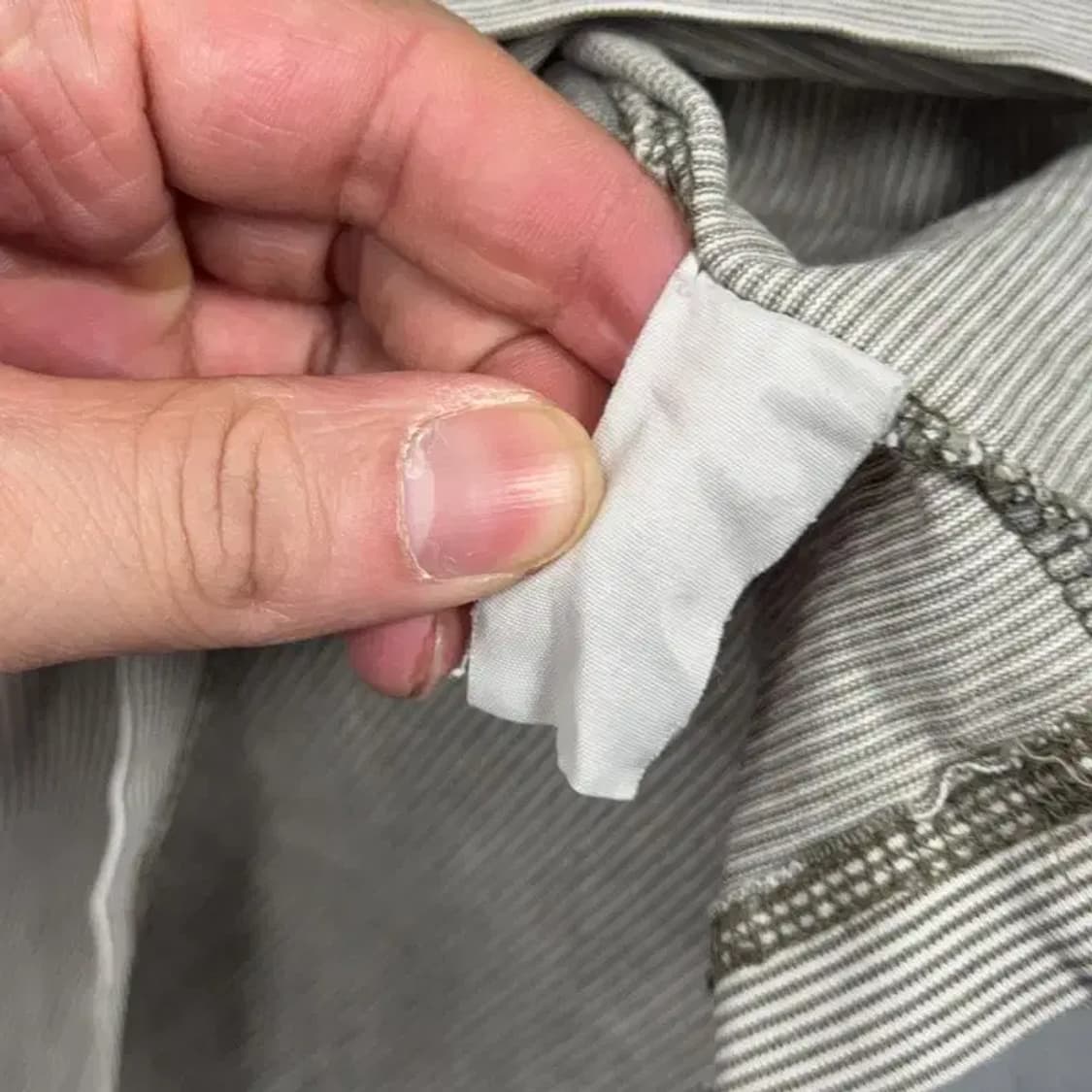 콜롬비아 스펠로고 카키 포인트 빈티지 반팔티 90 상품이미지3