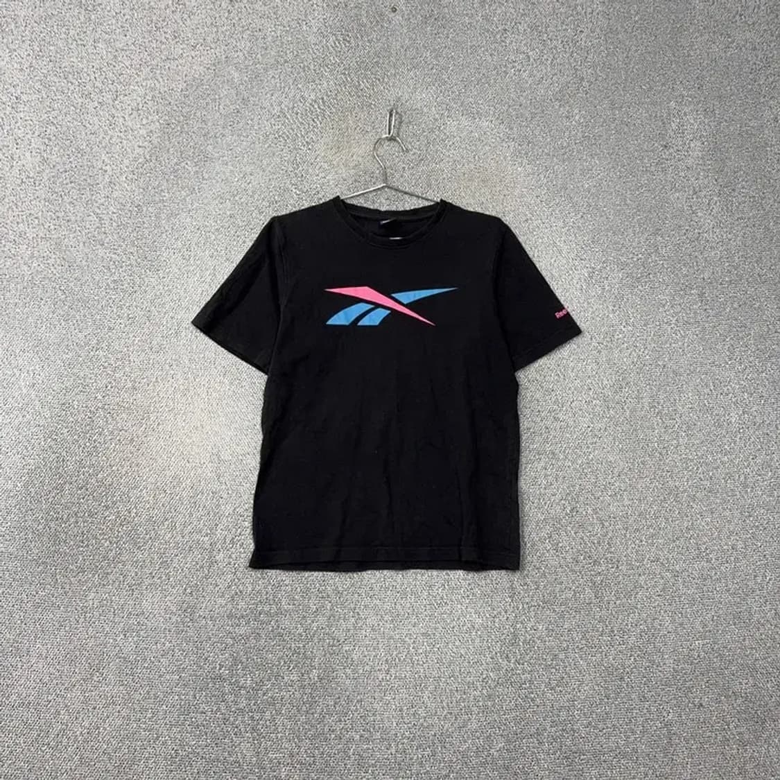 리복 빅로고 프린팅 블랙 반팔 티 M 상품이미지1