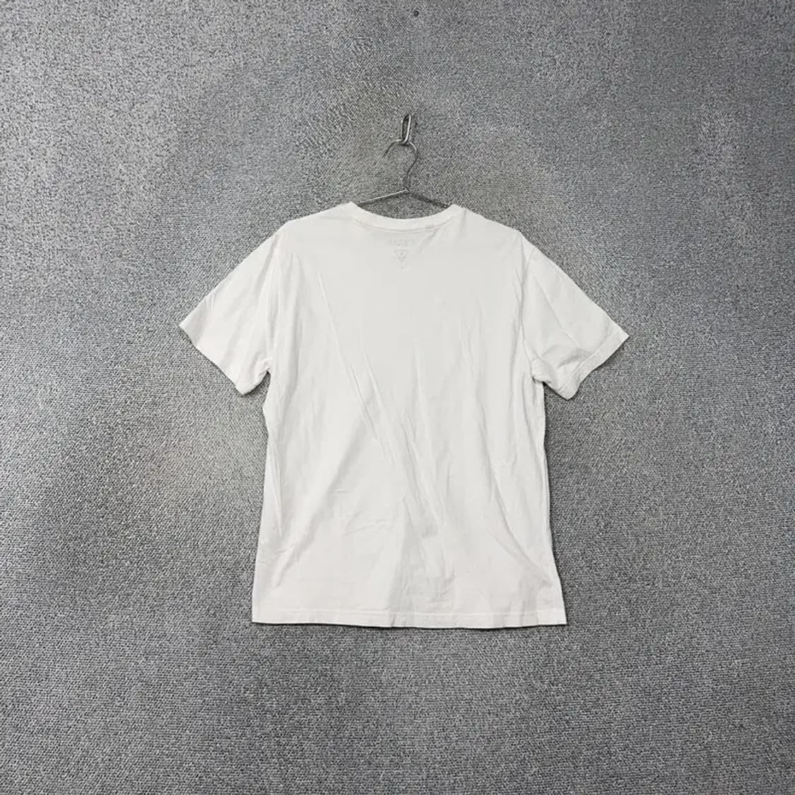 게스 스펠로고 프린팅 화이트 반팔 티 XL 상품이미지2