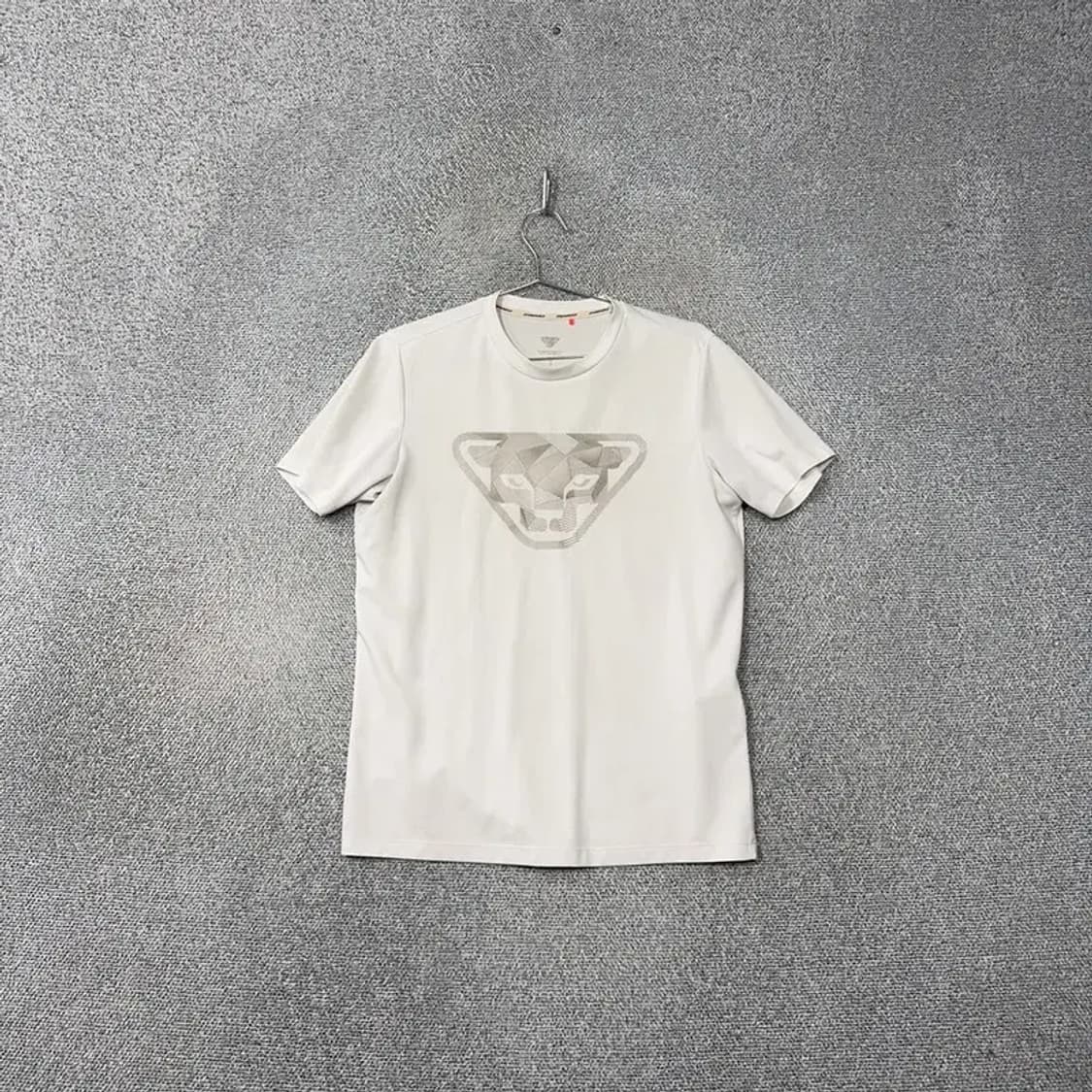 다이나핏 빅로고 기능성 화이트 반팔 티 M 상품이미지1