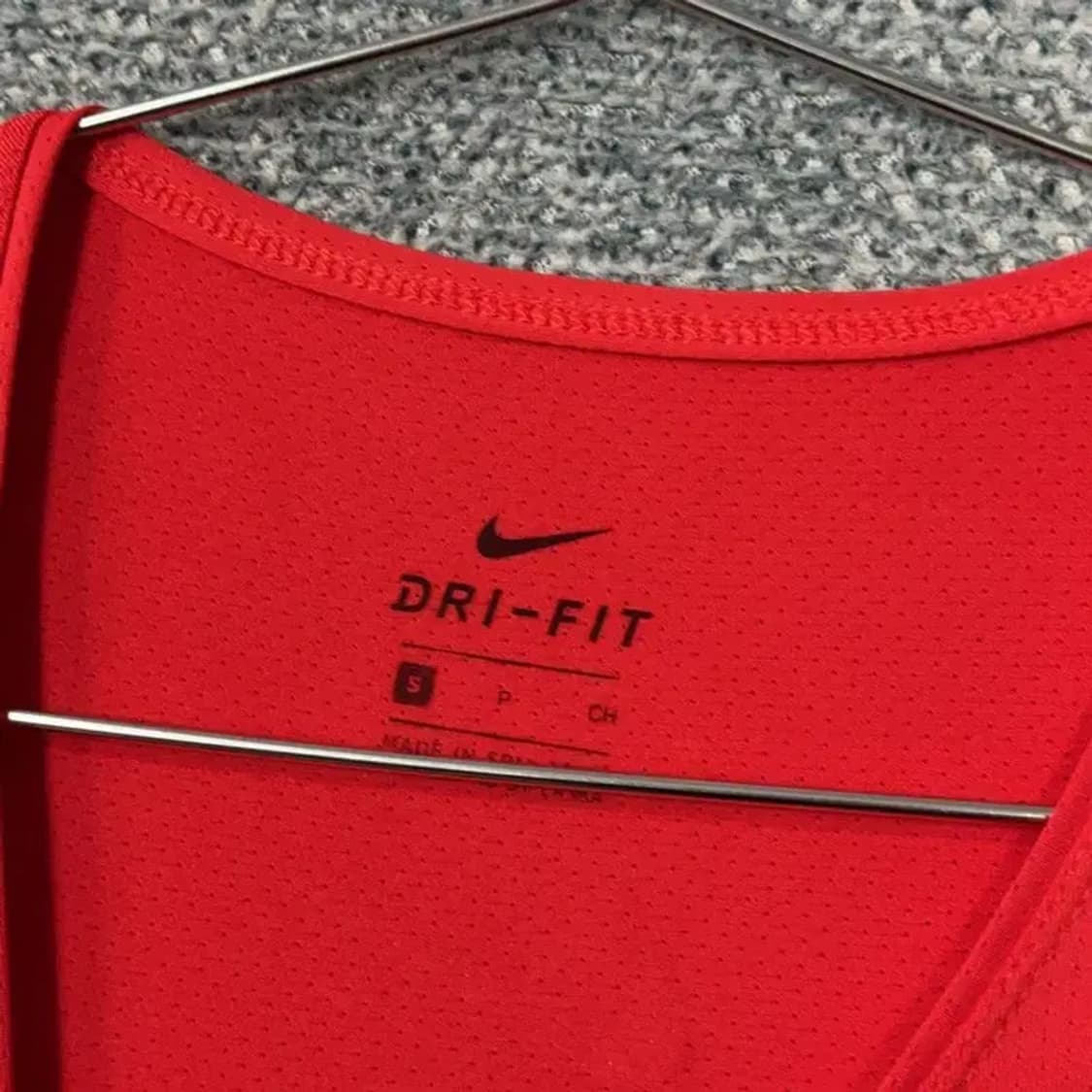 나이키 드라이핏 여성 레드 반팔 티 S 상품이미지3