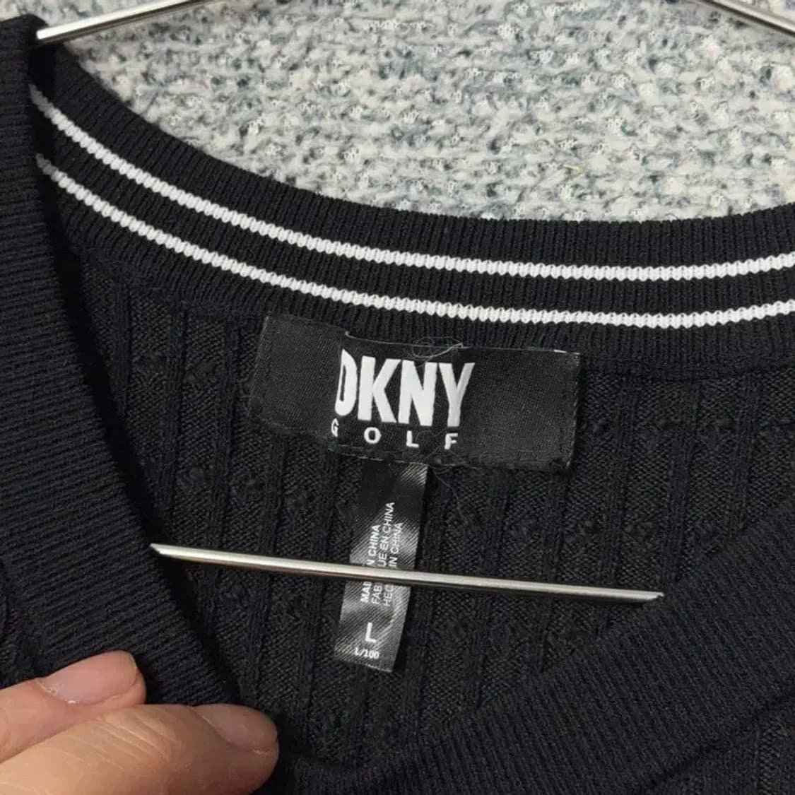 DKNY 골프 여성 블랙 니트 반팔 티 L 상품이미지3