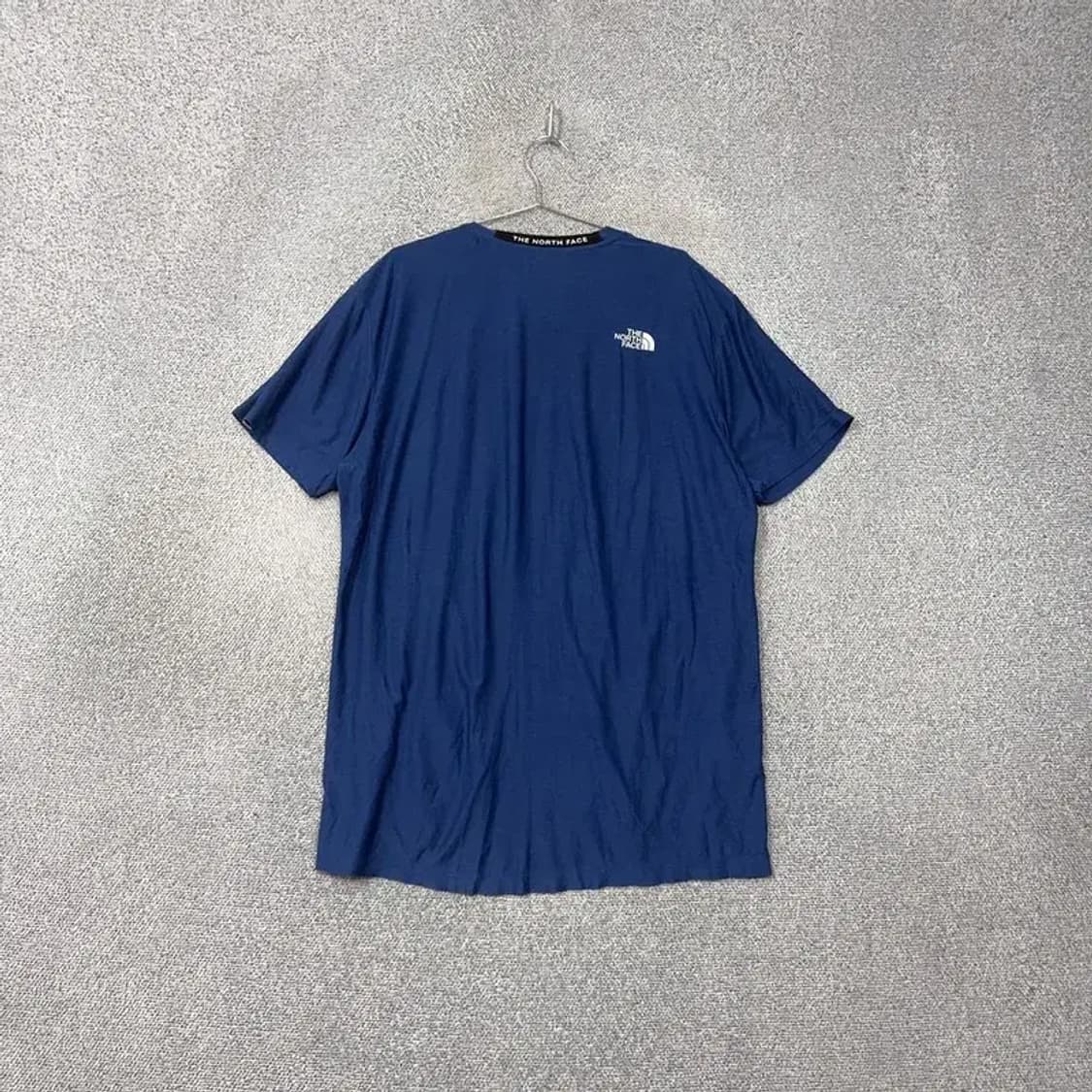 노스페이스 네이비 로고 기능성 운동 반팔티 105 상품이미지2