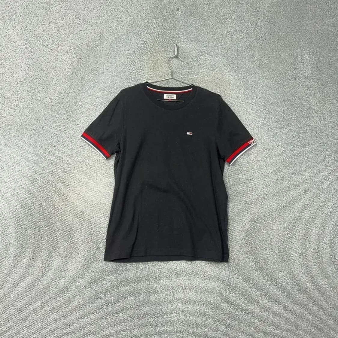 타미힐피거 블랙 로고 남성 캐주얼 반팔 티 XL 상품이미지1