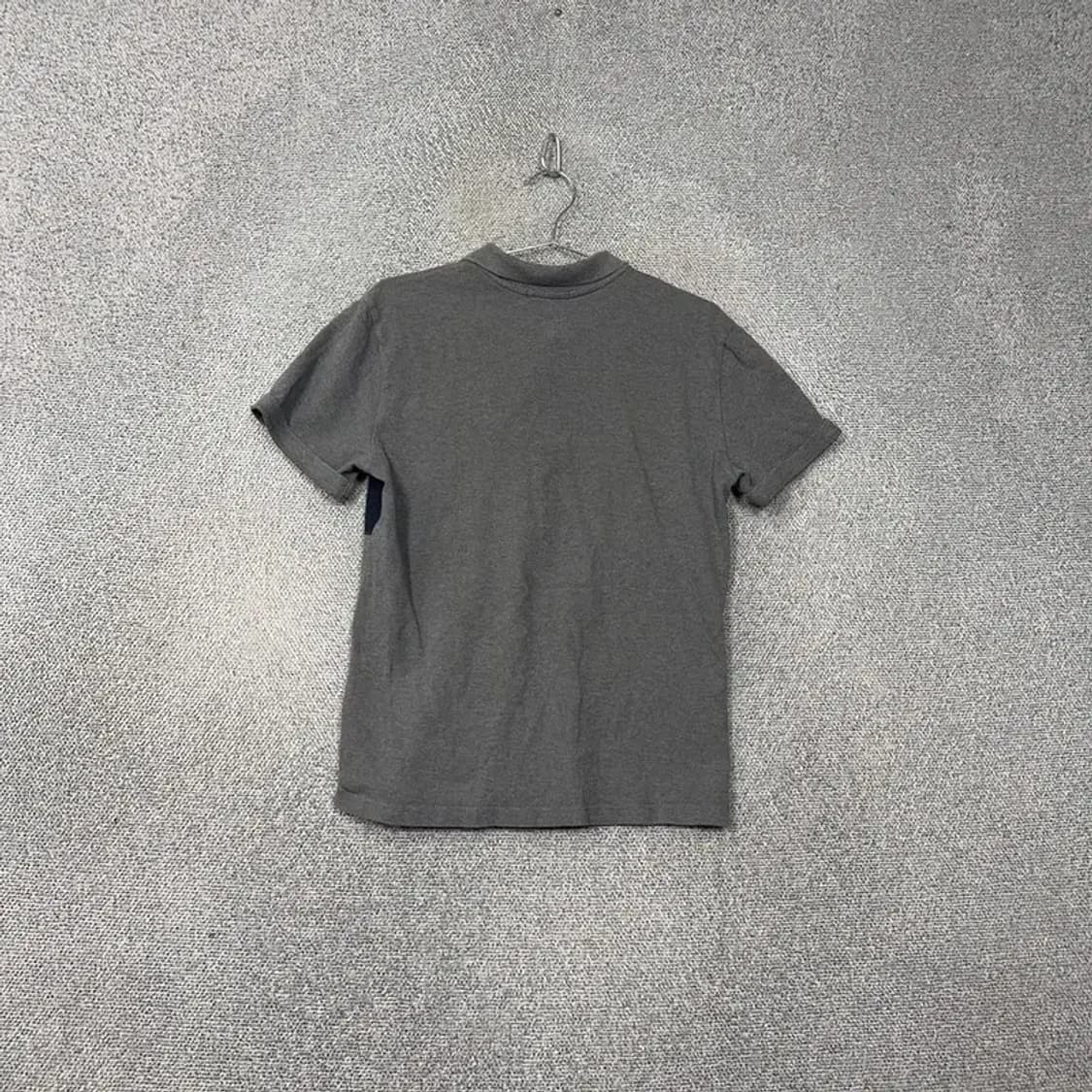 게스 그레이 캐주얼 로고 남성 반팔 카라티 L 상품이미지2