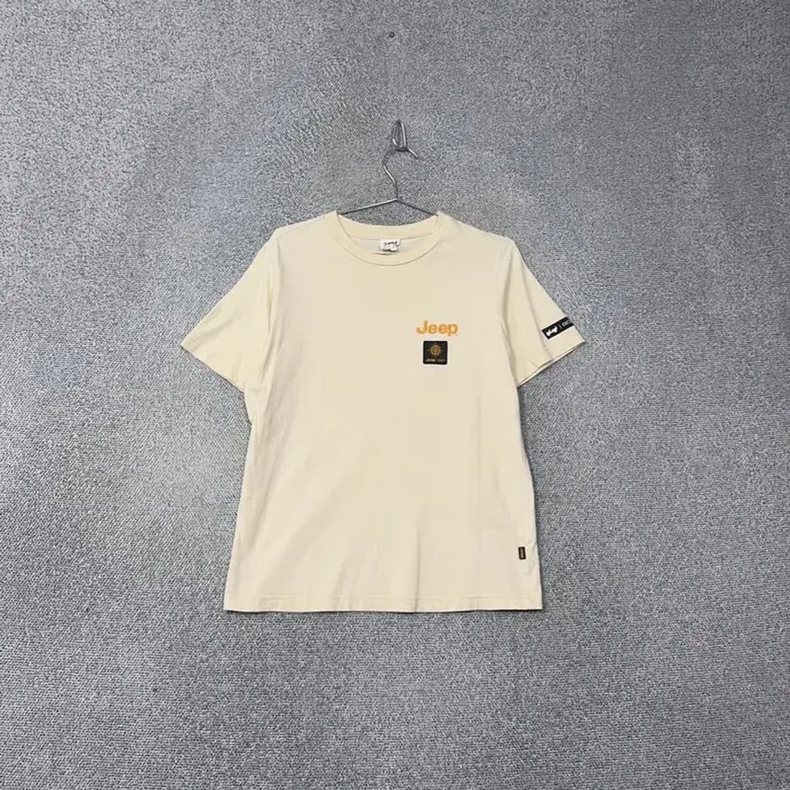 지프 크림 로고 프린팅 캐주얼 반팔티 S 상품이미지1