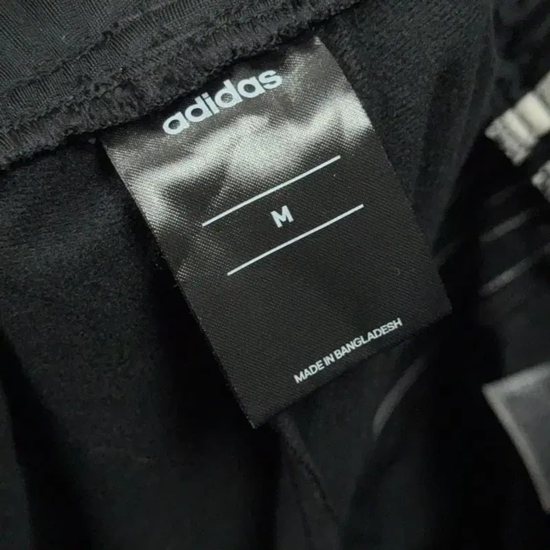 아디다스 블랙 스펠 로고 삼선 트레이닝 팬츠 M 상품이미지7