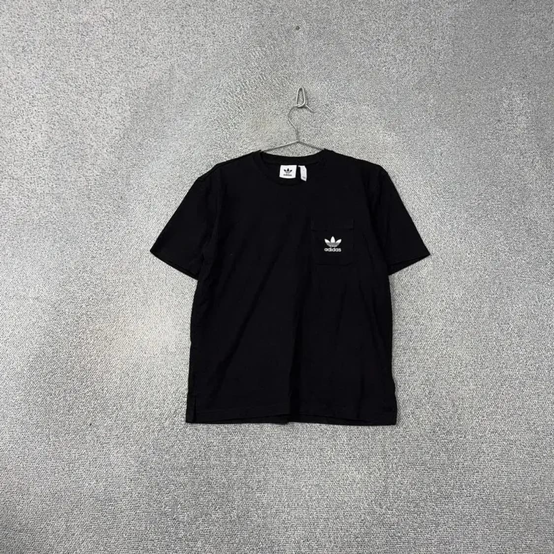 아디다스 블랙 불꽃 로고 코튼 반팔티 S 상품이미지1