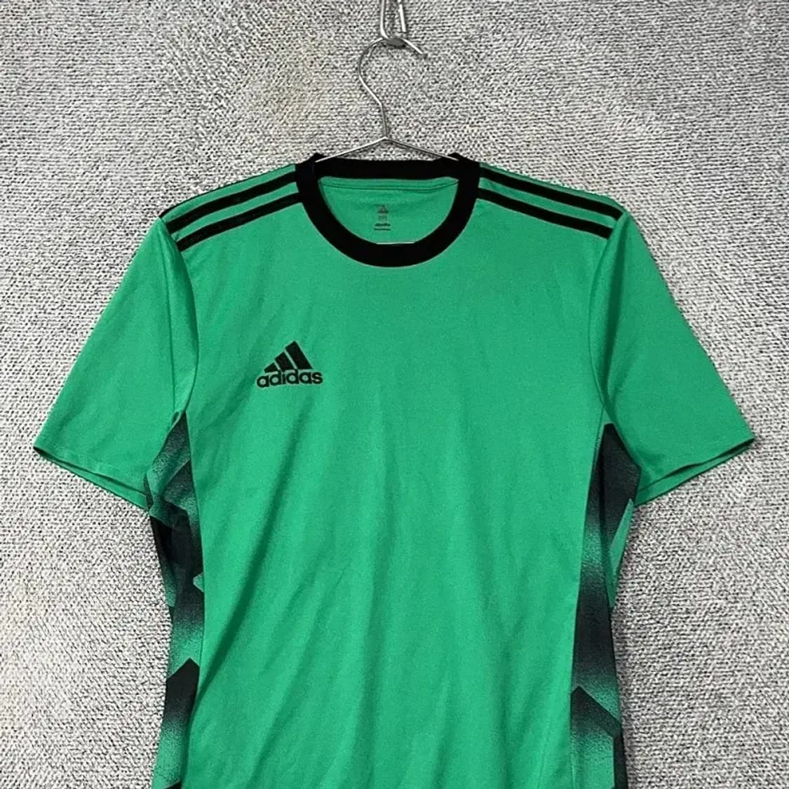 아디다스 그린 로고 삼선 운동 기능성 반팔티 95 상품이미지3