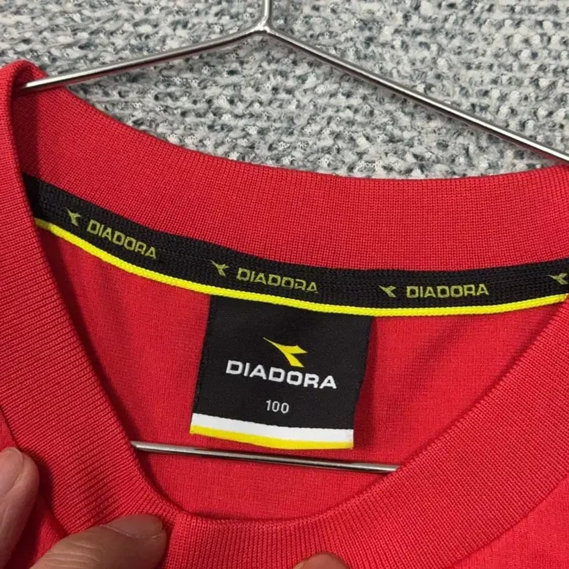 디아도라 기능성 운동 프린팅 레드 반팔 티 100 상품이미지3