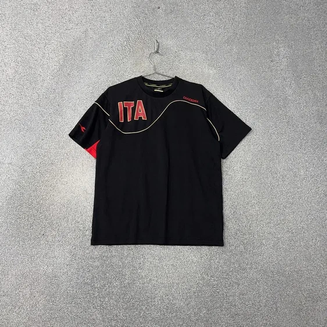 디아도라 남성 운동 기능성 블랙 반팔 티 100 상품이미지1